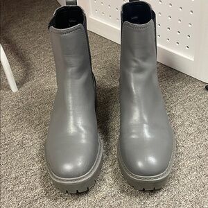 Kenneth Cole Reaction Gray Women's Boots